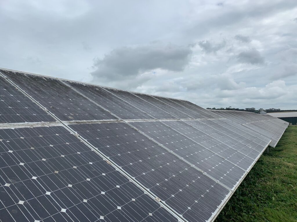 Solar panels that need cleaning in Wadebridge